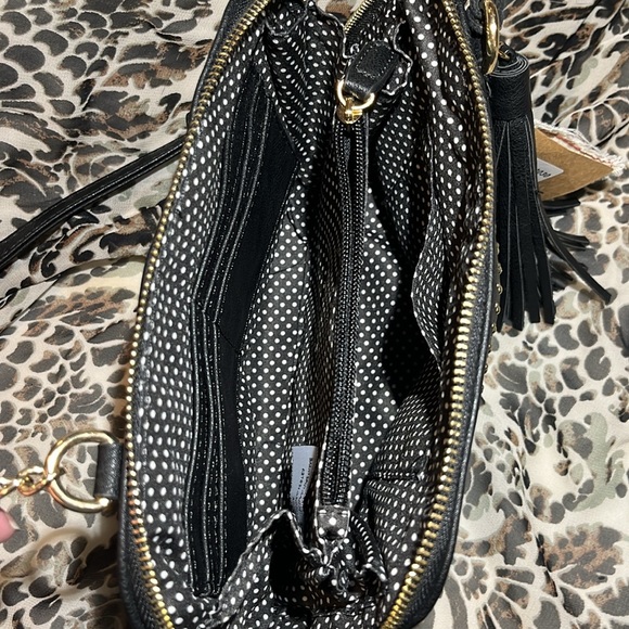 NWT LIKE DREAMS BLACK VEGAN PURSE - Picture 7 of 15